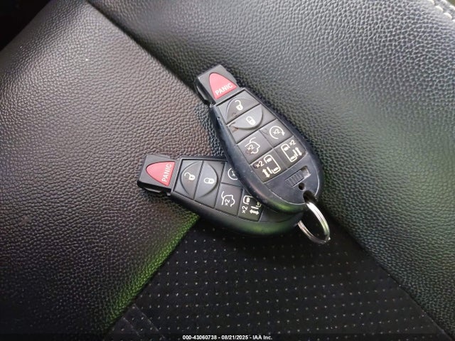 2C4RDGCG7JR325751 Dodge Grand Caravan