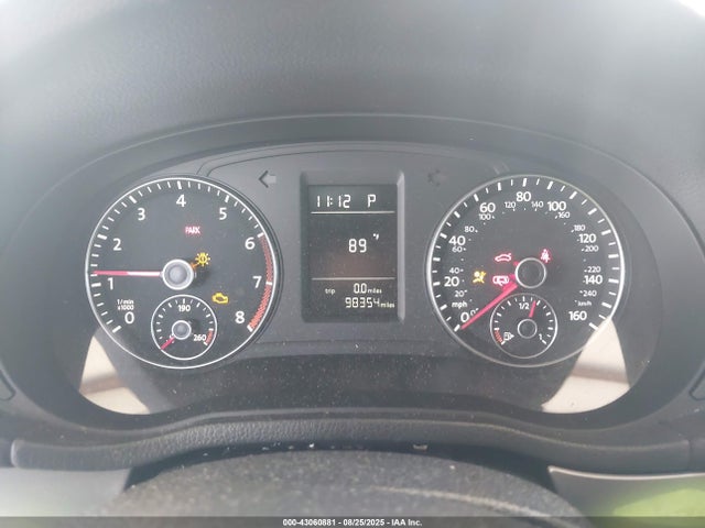 1VWAT7A36FC117308 Volkswagen Passat