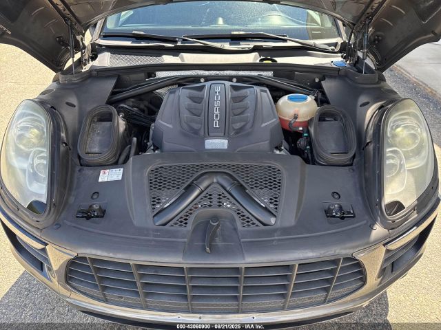 2015 PORSCHE MACAN WP1AB2A55FLB51524 Photo 9
