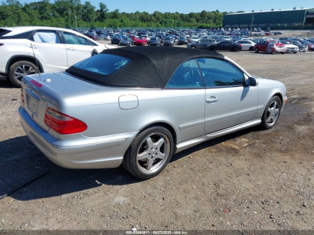 2002 MERCEDES-BENZ CLK 430 WDBLK70G22T098719 Photo 3