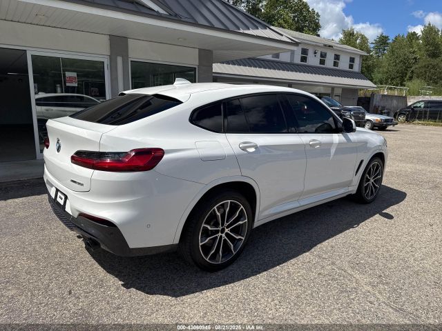 2019 BMW X4 5UXUJ3C59KLG52027 Photo 3