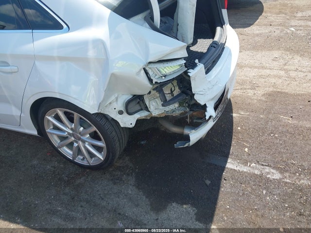 2015 AUDI A3 WAUEFGFF6F1085581 Photo 5