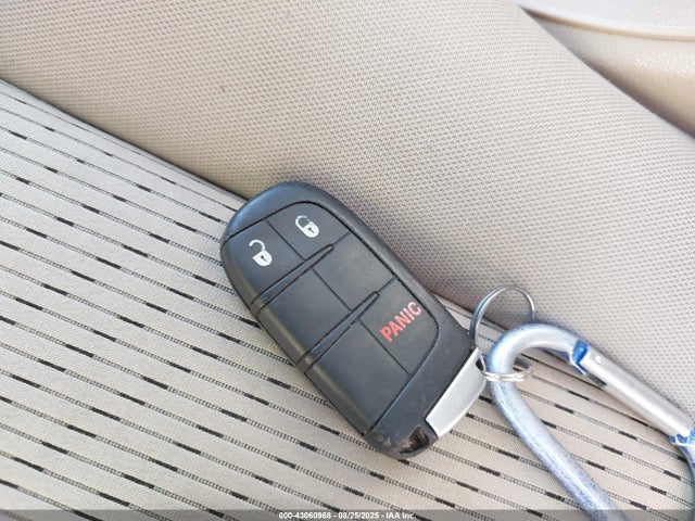 3C4PDCAB6JT182960 Dodge Journey