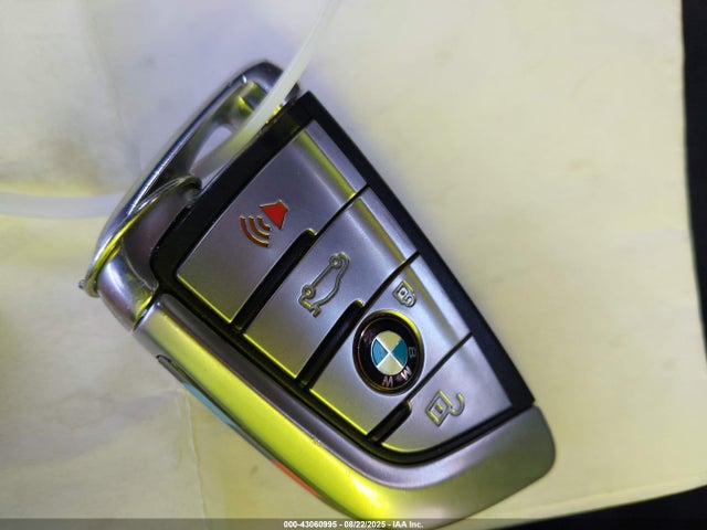 WBAJV6C5XKBK08410 BMW 640XI