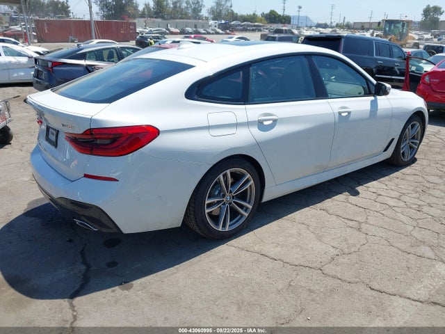 WBAJV6C5XKBK08410 BMW 640XI