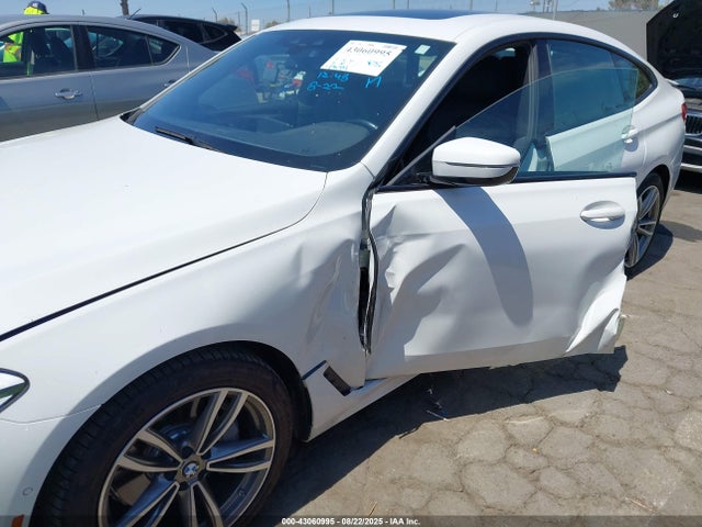 WBAJV6C5XKBK08410 BMW 640XI