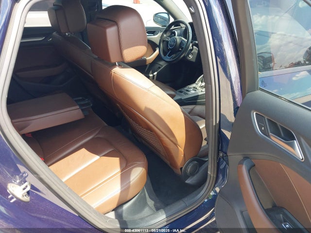 2018 AUDI A3 WAUAUGFF3J1011077 Photo 7