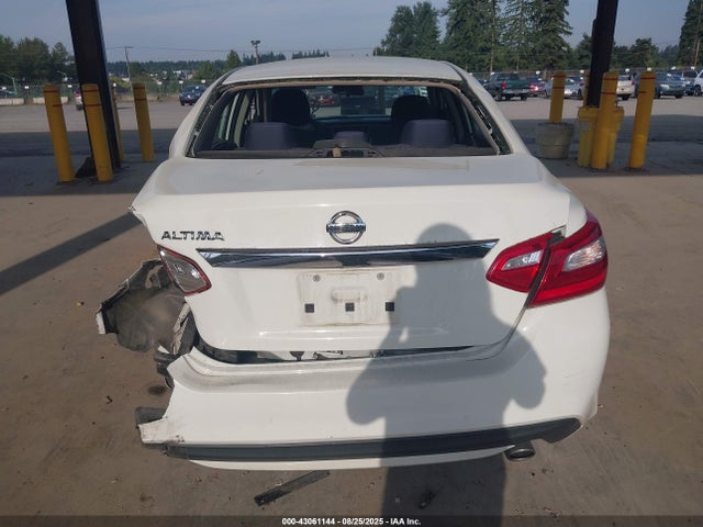 1N4AL3AP4HN355301 Nissan Altima