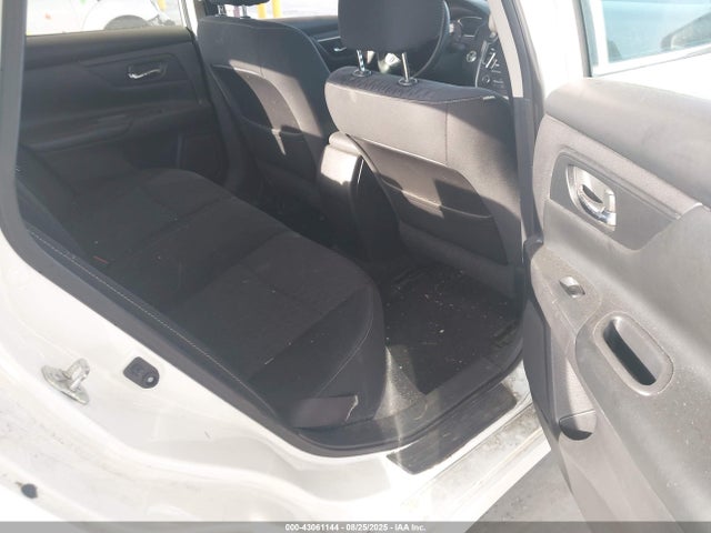 1N4AL3AP4HN355301 Nissan Altima