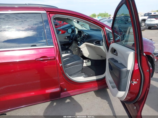 Chrysler 2020 2020 2C4RC1DG9LR148587 Image 5