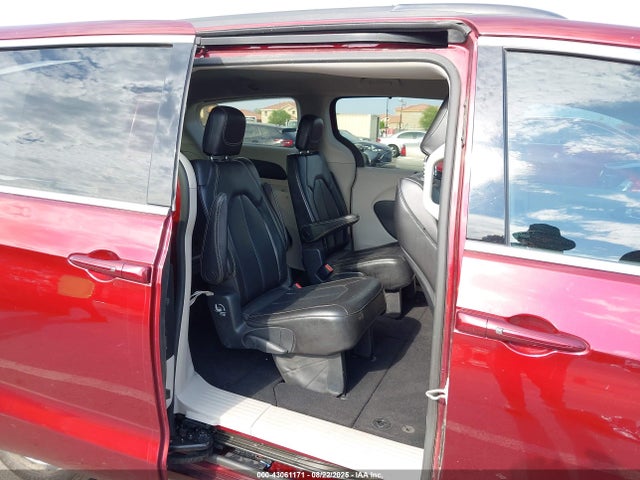 Chrysler 2020 2020 2C4RC1DG9LR148587 Image 8