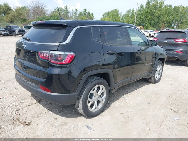 Jeep Compass 2024 3C4NJDAN9RT163573 Image 4