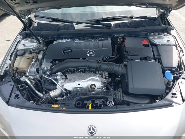 WDD3G4EB1KW017406 Mercedes-Benz m260