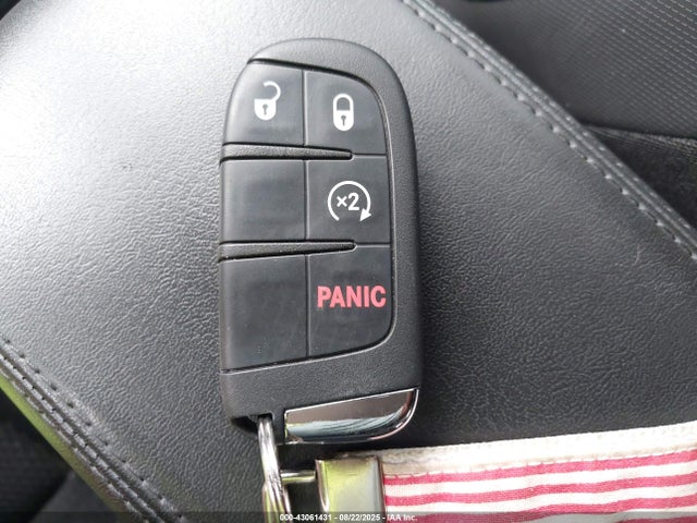 ZACNJABB0KPK00572 Jeep 2019