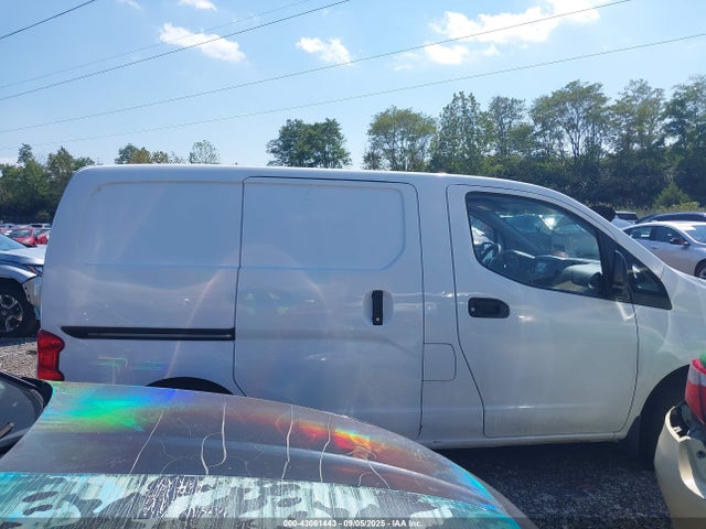3N6CM0KN7JK703774 Nissan 2018
