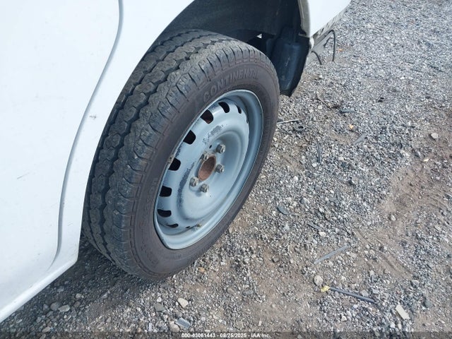 3N6CM0KN7JK703774 Nissan 2018