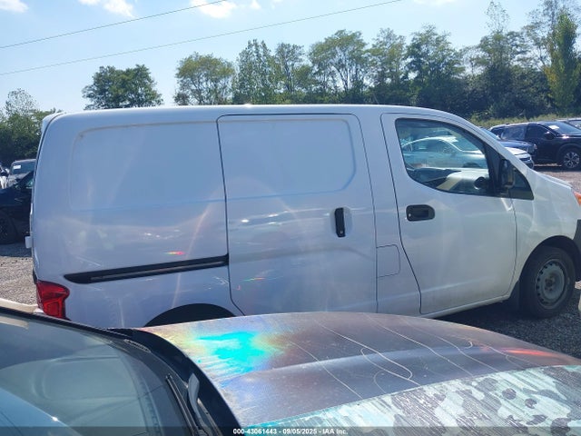 3N6CM0KN7JK703774 Nissan 2018