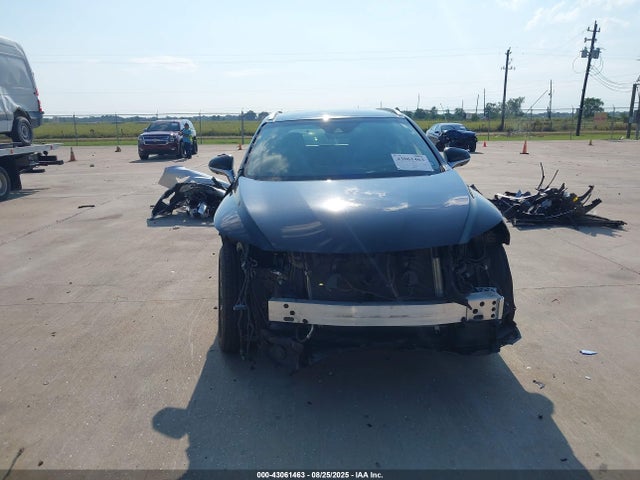 Lexus 2017 2017 2T2ZZMCA1HC051609 Image 12