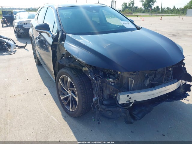Lexus 2017 2017 2T2ZZMCA1HC051609 Image 6
