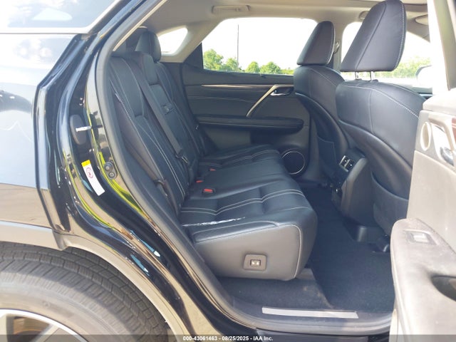 Lexus 2017 2017 2T2ZZMCA1HC051609 Image 8