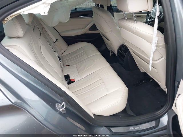 WBAJA5C34HG456264 BMW 2017