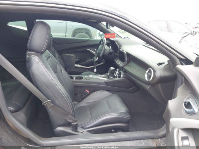 2018 CHEVROLET CAMARO 1G1FF1R71J0191436 Photo 4