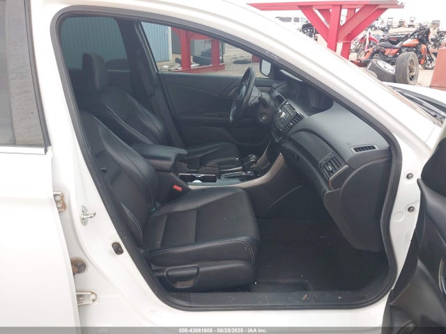 1HGCR2F59GA132388 Honda k24w1