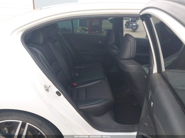 1HGCR2F59GA132388 Honda k24w1