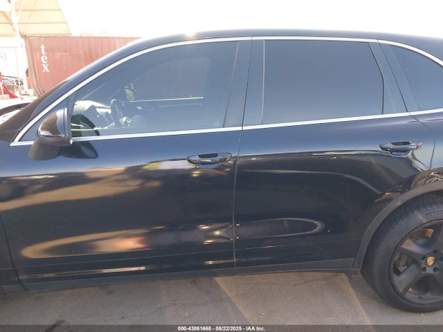 Porsche Cayenne 2014 WP1AA2A21ELA90468 Image 14