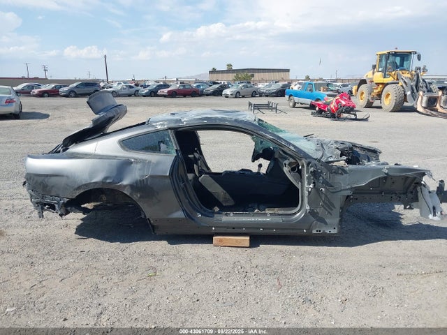 43061709 :رقم المزاد ، 1FA6P8CF3L5115080 vin ، 2020 Ford Mustang Gt Premium Fastback مزاد بيع