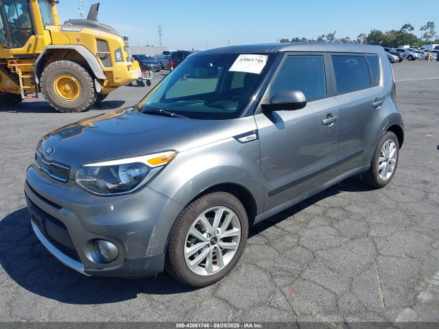 KIA g 2018 KNDJP3A55J7558737 Image 2