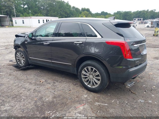 2018 CADILLAC XT5 1GYKNDRS6JZ101492 Photo 2