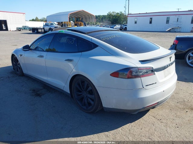 2015 TESLA MODEL S 5YJSA1H21FFP76844 Photo 2