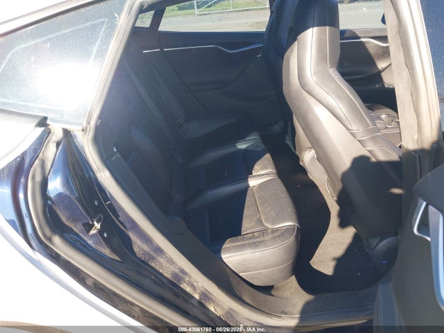 2015 TESLA MODEL S 5YJSA1H21FFP76844 Photo 7