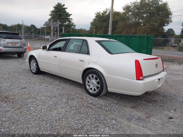 2008 CADILLAC DTS 1G6KD57Y38U194102 Photo 2