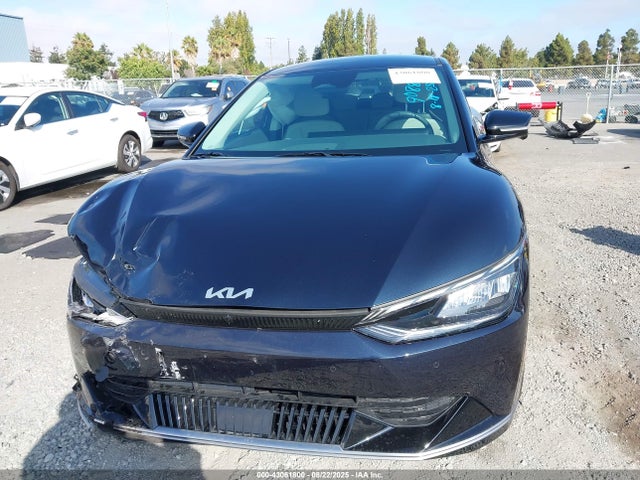 KNDC34LAXR5222805 KIA EV6