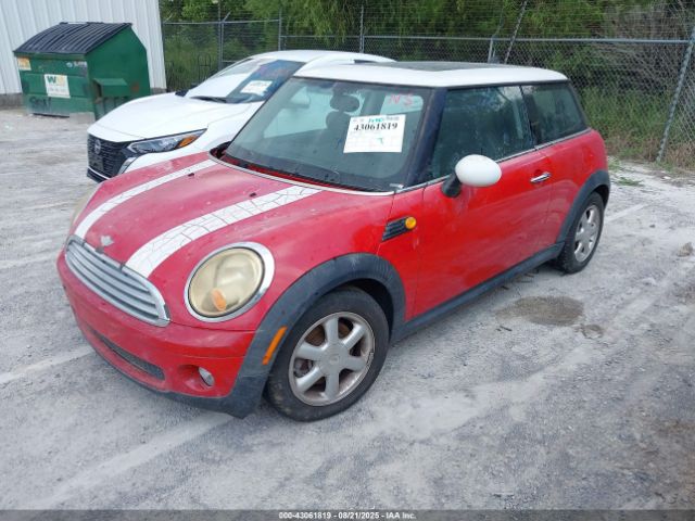2008 MINI COOPER WMWMF33568TT63130 Photo 1