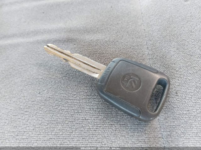 2000 MITSUBISHI MONTERO SPORT JA4LS31H2YP023984 Photo 10