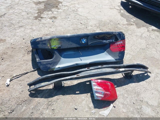BMW 335i 2015 WBA3B9C59FF589152 Image 12