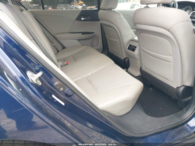 Honda k24w1 2014 1HGCR2F8XEA186872 Image 8