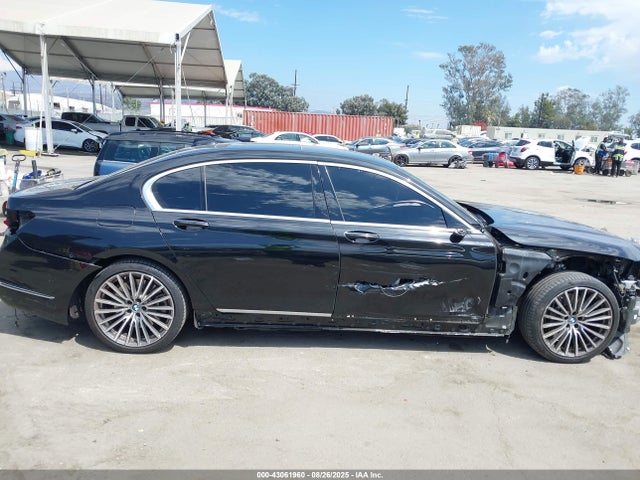WBA7U2C00NCK89037 BMW 2022