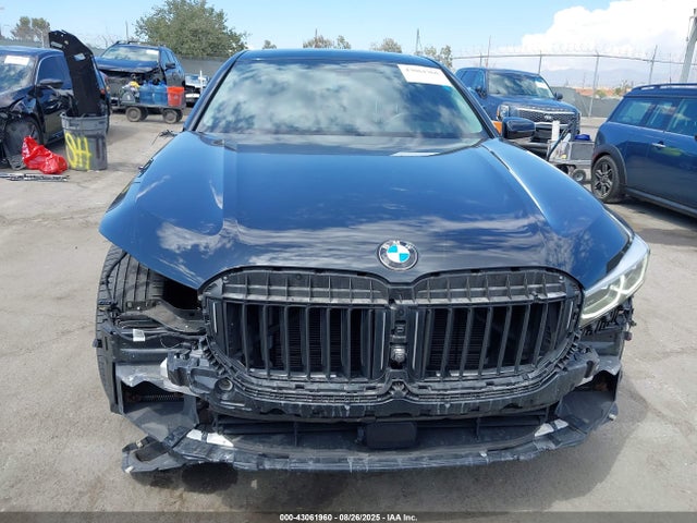 WBA7U2C00NCK89037 BMW 2022