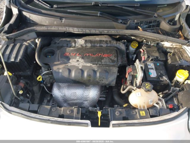 2016 FIAT 500X ZFBCFXDT1GP492650 Photo 9