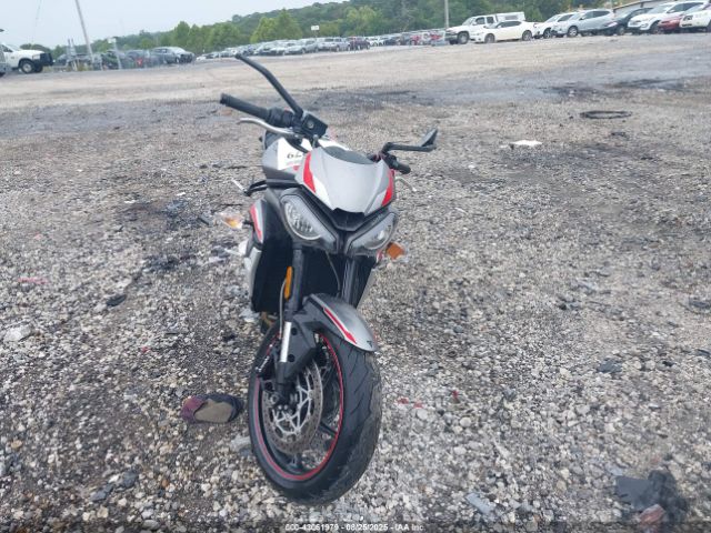2022 TRIUMPH MOTORCYCLE STREET TRIPLE SMTA534D7NTAW4681 Photo 4