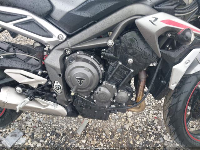 2022 TRIUMPH MOTORCYCLE STREET TRIPLE SMTA534D7NTAW4681 Photo 7