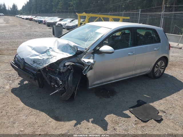 WVWKP7AU9GW910218 Volkswagen E-Golf