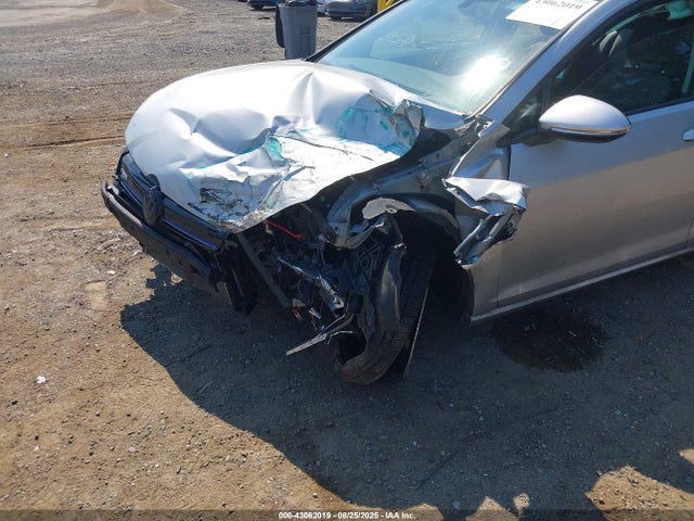 WVWKP7AU9GW910218 Volkswagen E-Golf