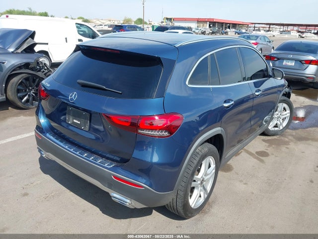 W1N4N4GB3MJ159136 Mercedes-Benz m260