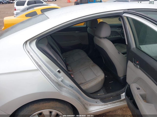 Hyundai mpi nu 2018 5NPD74LFXJH354455 Image 8