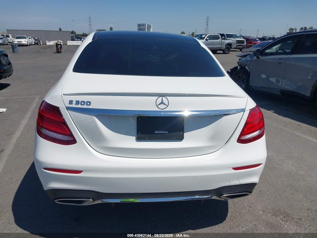 WDDZF4JB3KA527577 Mercedes-Benz m274